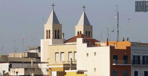 Bari: la storia della chiesa di Santo Spirito, nata per riunire i fedeli e "combattere" i massoni